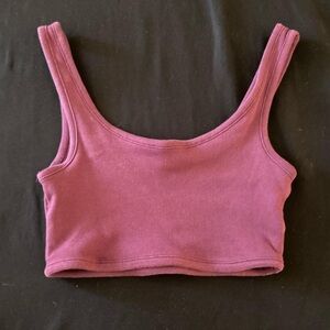 Purple cropped tanktop
